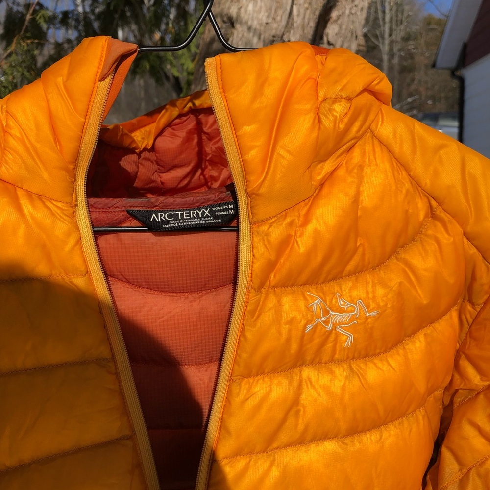 Arc'teryx Bright Orange Cerium LT Hoody Puffer Jacket - Picture 8 of 9